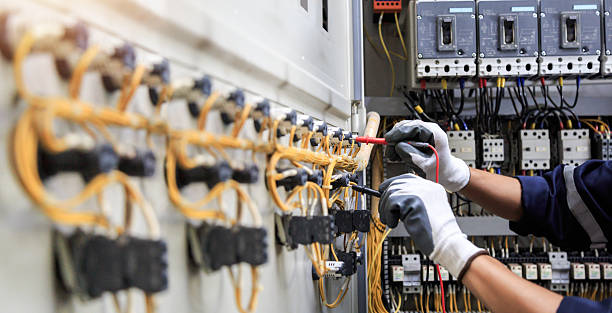 Professional Electrician technician working in Hobart, IN